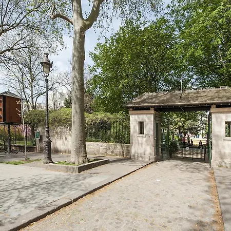 Apartment Voltaire