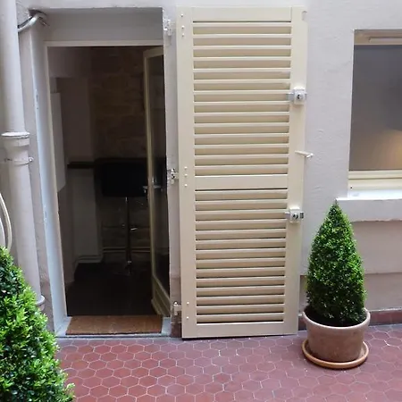 Apartament Voltaire