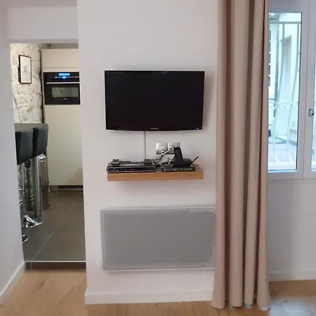 Voltaire Apartament Paryż